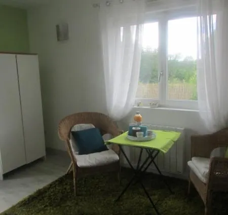 20m2 Avec Salle De Bain Privee Dans Maison En Bois Lavaur (Tarn)