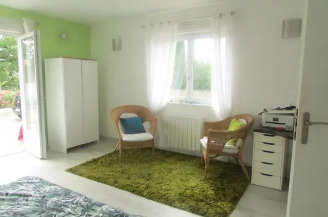 20m2 Avec Salle De Bain Privee Dans Maison En Bois Δωμάτια σε οικογενειακή κατοικία Lavaur (Tarn)